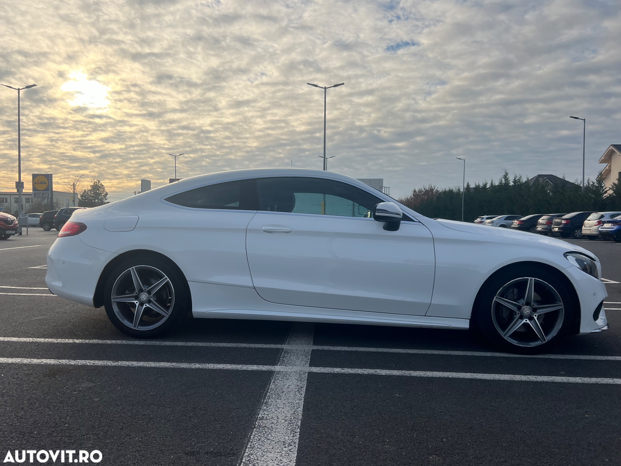 Mercedes-Benz C - 18