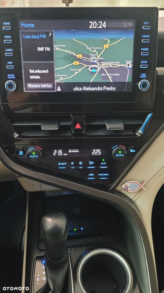 Toyota Camry 2.5 Hybrid Executive CVT - 9