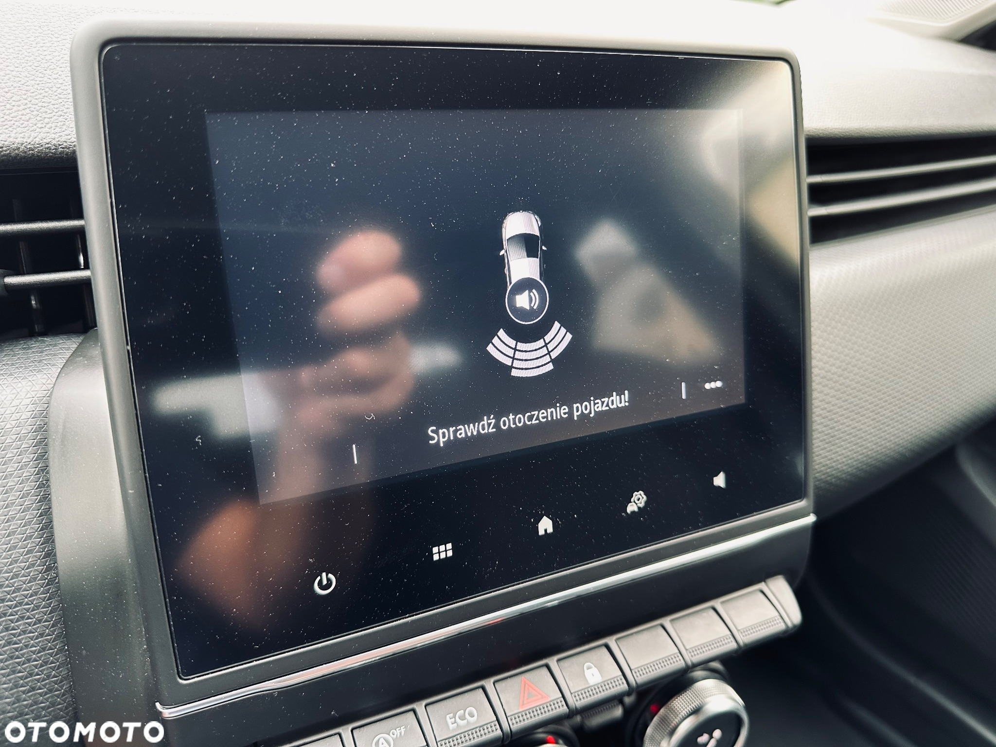 Renault Clio - 26