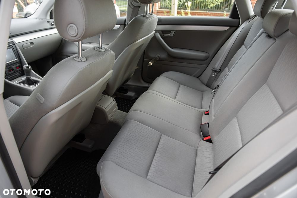Audi A4 Limousine 1.6 - 21