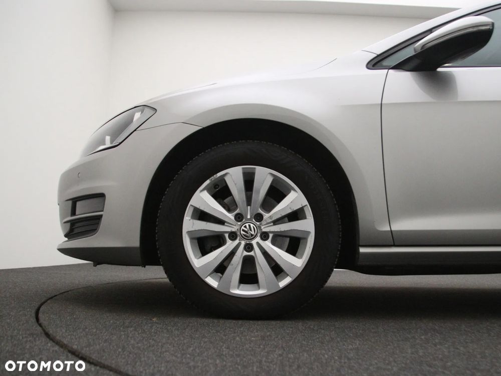 Volkswagen Golf 1.6 TDI BMT Comfortline - 28