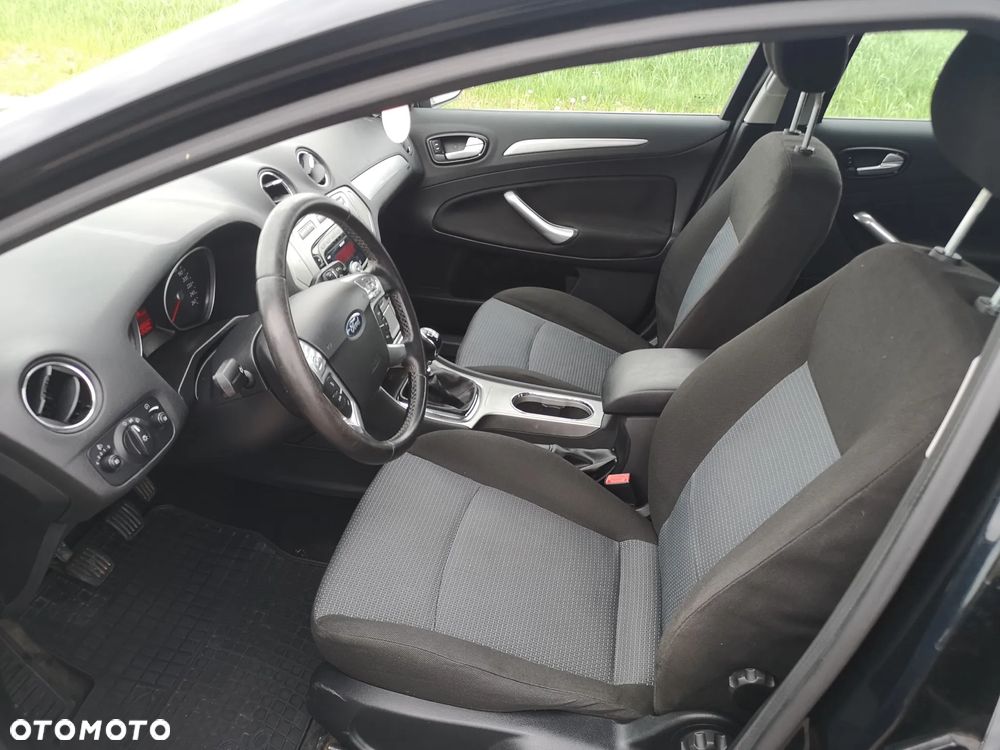 Ford Mondeo 1.8 TDCi Titanium - 6