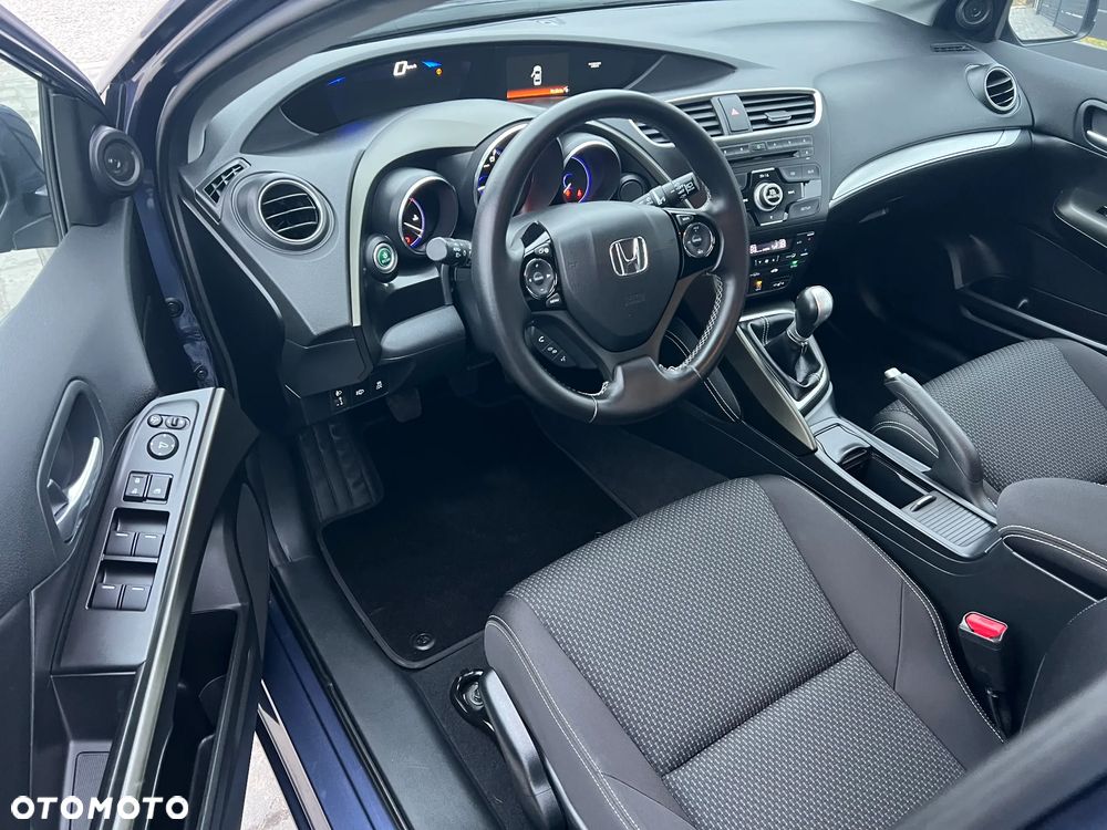 Honda Civic 1.8 Elegance (Honda Connect+) - 25