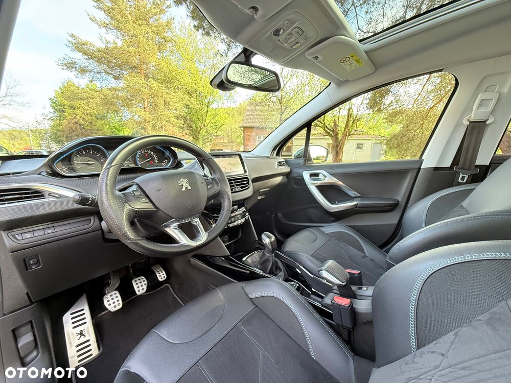Peugeot 2008 PureTech 110 Stop&Start Crossway - 17