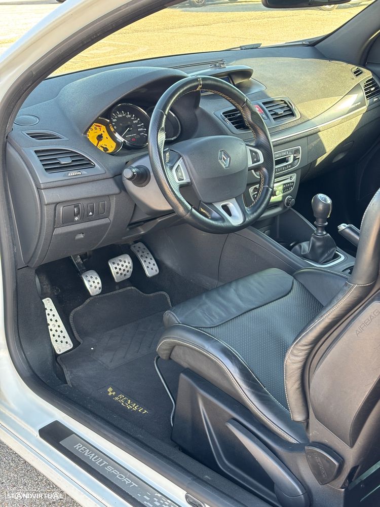 Renault Mégane Coupe 2.0 T 16V RS - 6