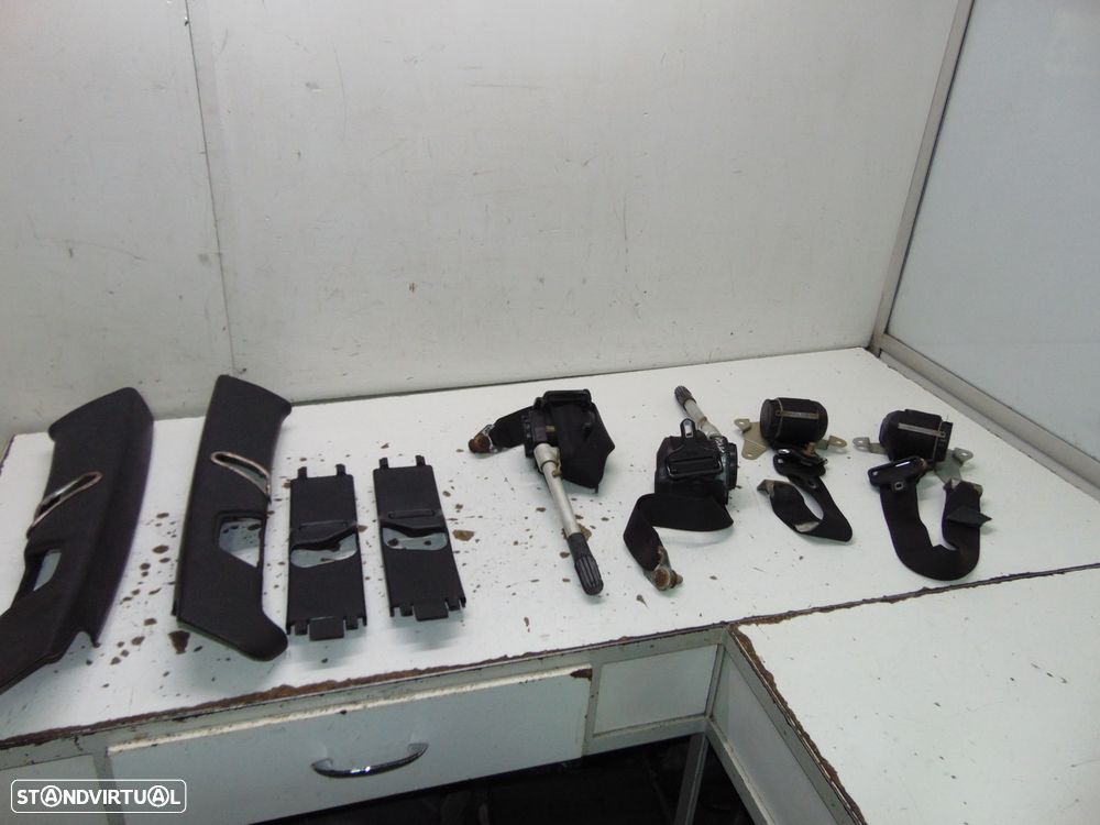 Mercedes W124 guarnições/Cintos - 1