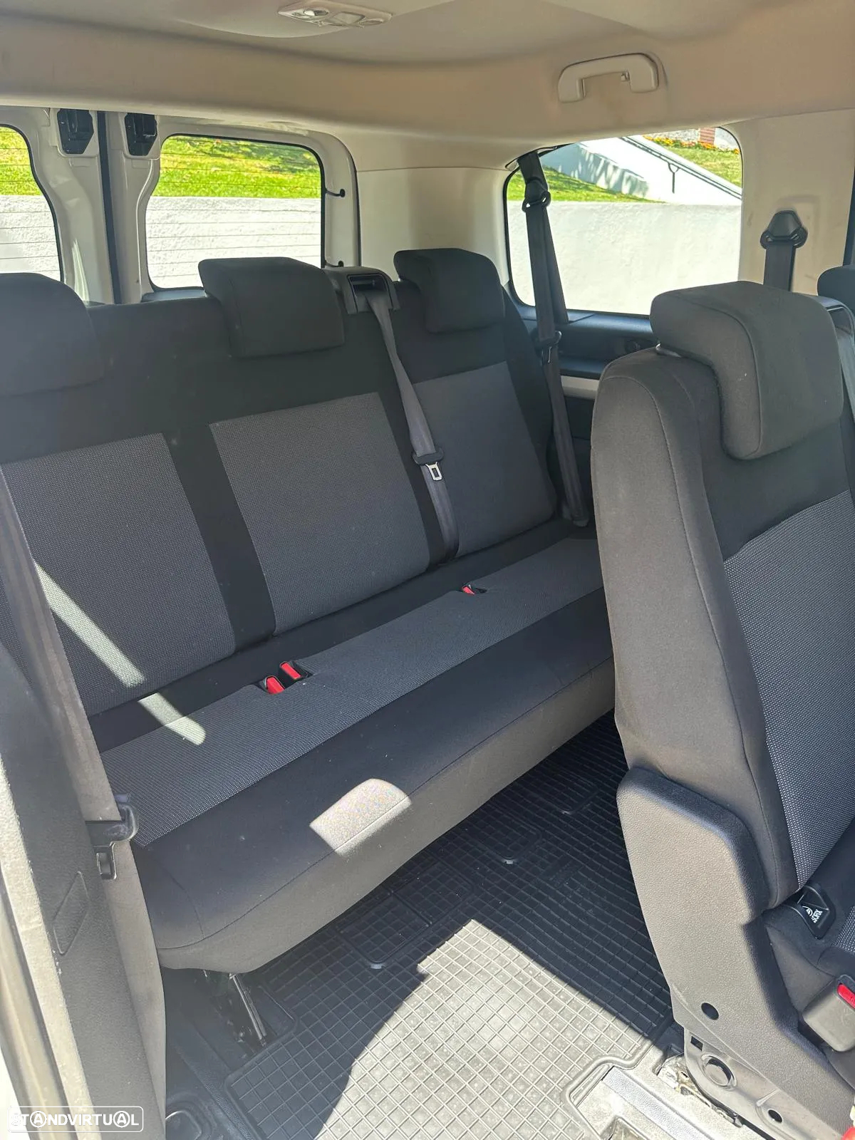 Peugeot Traveller 1.6 BlueHDi L2H1 Active Standard - 24