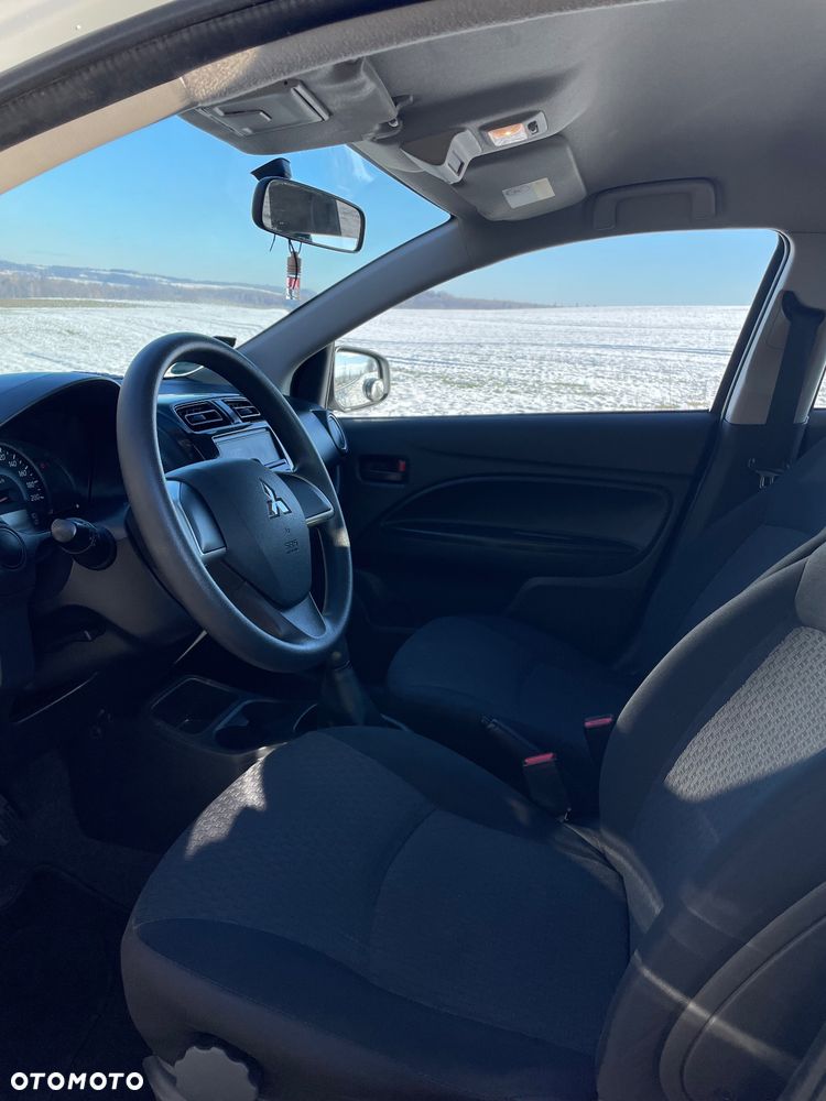 Mitsubishi Space Star - 9