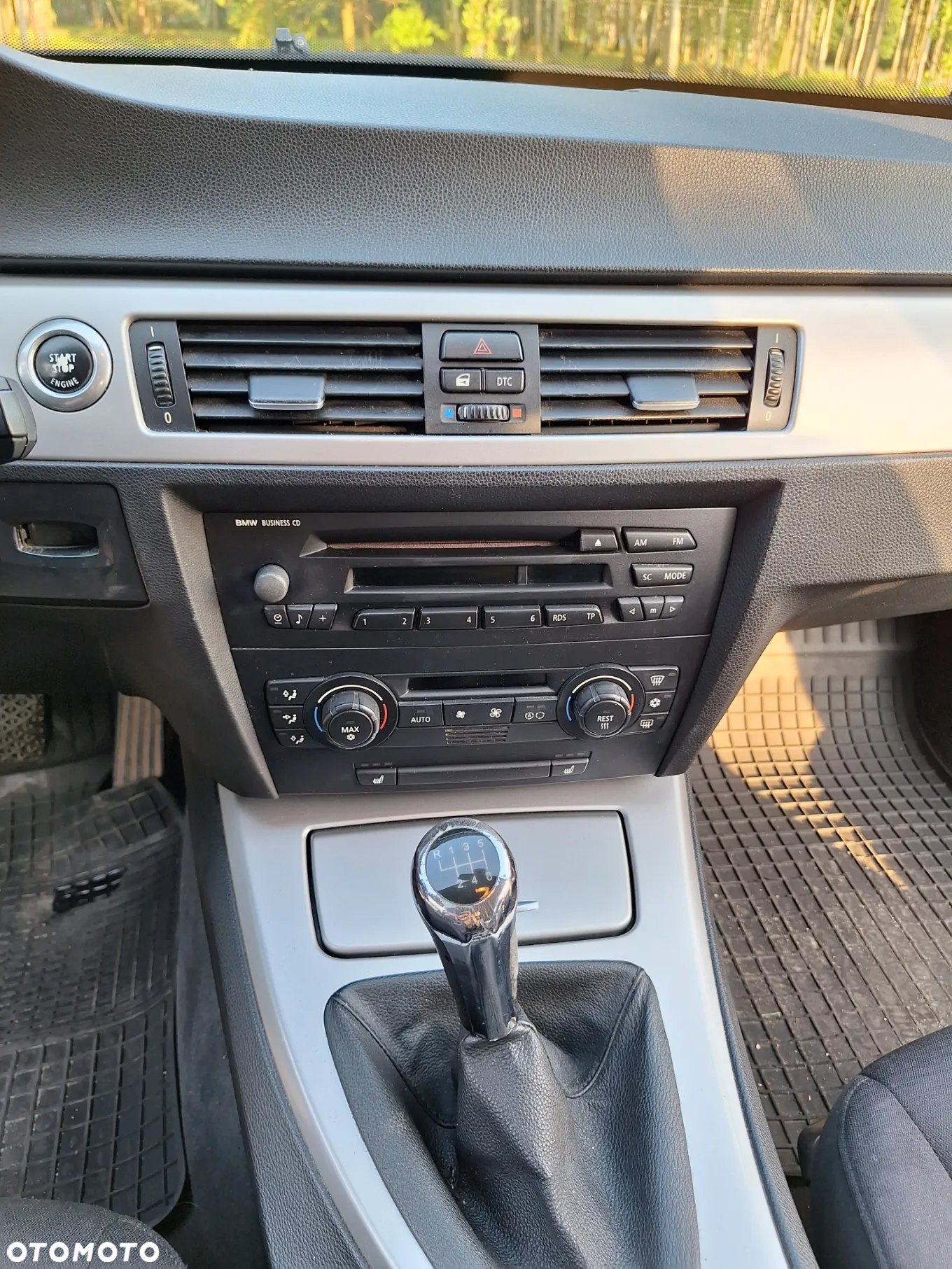 BMW Seria 3 318i - 9