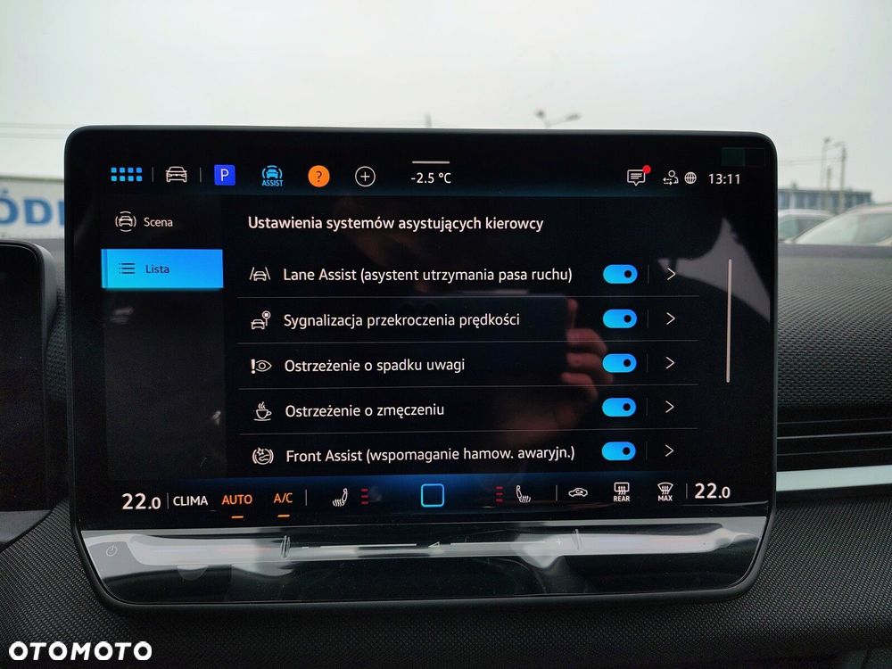 Volkswagen T-Roc - 16