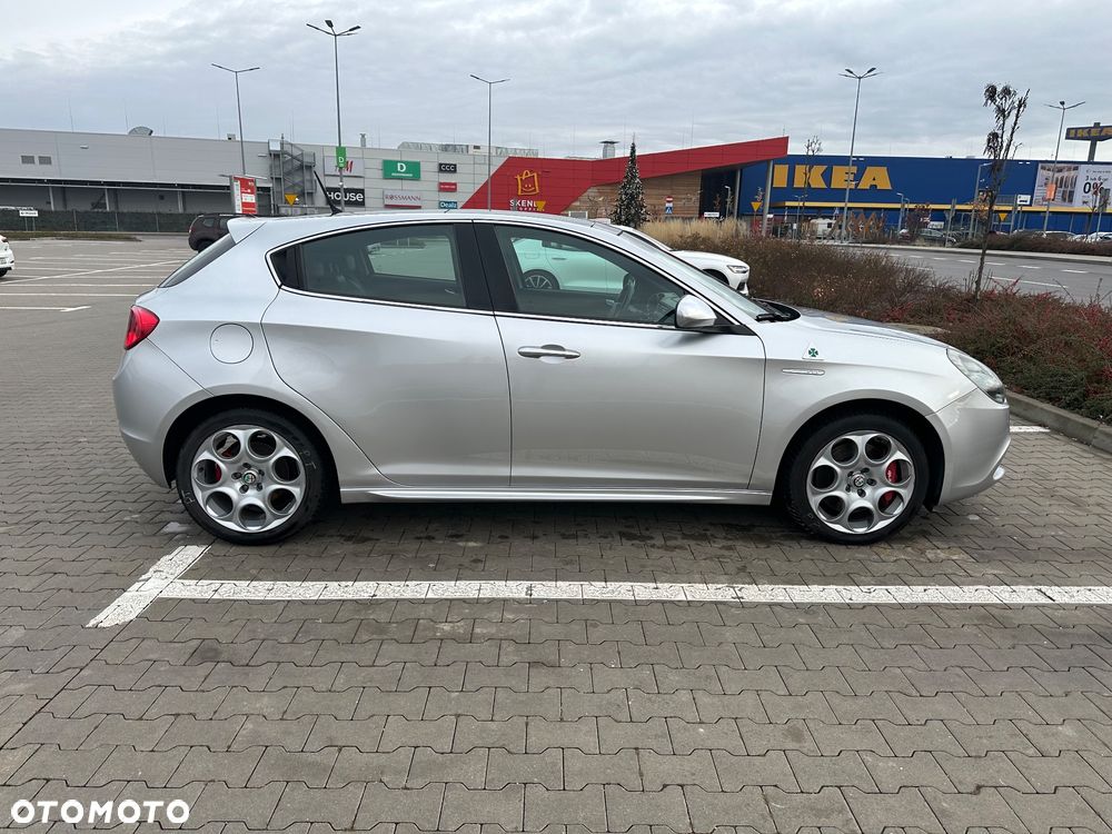 Alfa Romeo Giulietta 1.4 TB MultiAir Distinctive TCT - 8
