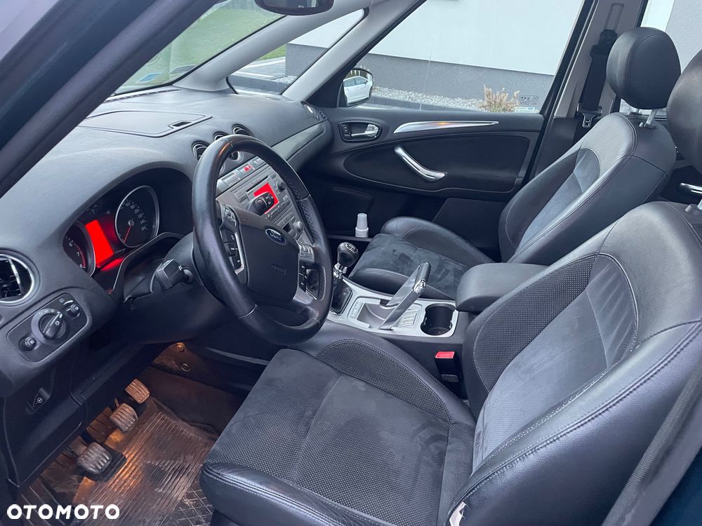 Ford S-Max 2.5 Titanium - 11