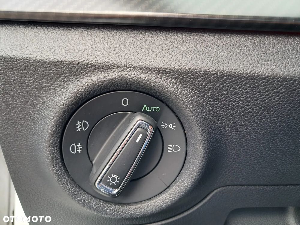 Skoda Kamiq 1.5 TSI Monte Carlo DSG - 32