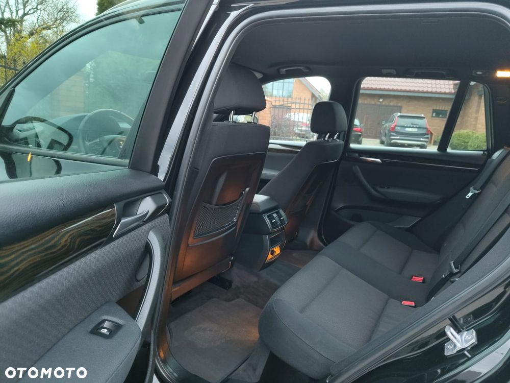 BMW X3 xDrive20d - 17