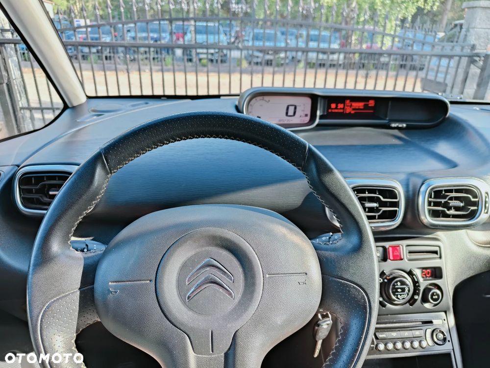 Citroën C3 Picasso HDi 90 FAP Selection - 17