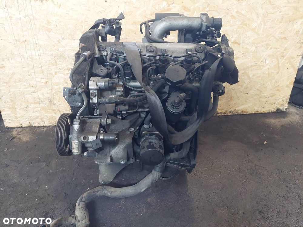 SILNIK POMPA WTRYSKI VOLVO S40 V40 I 1.9 DI D4192T3 8200055072 7700111014 - 2