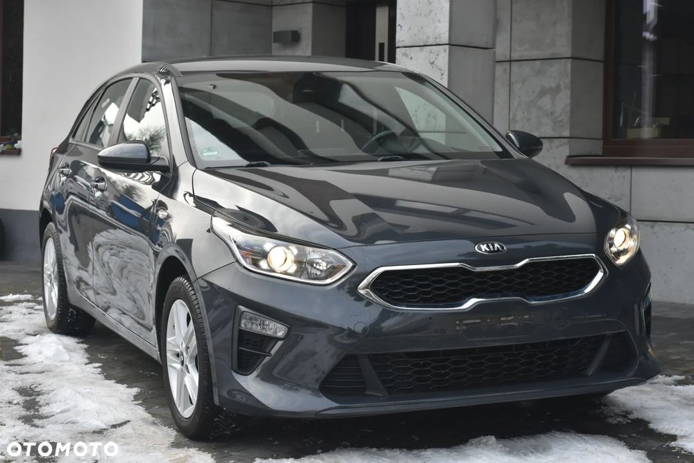 Kia Ceed 1.4 CVVT Dream Team Edition - 19