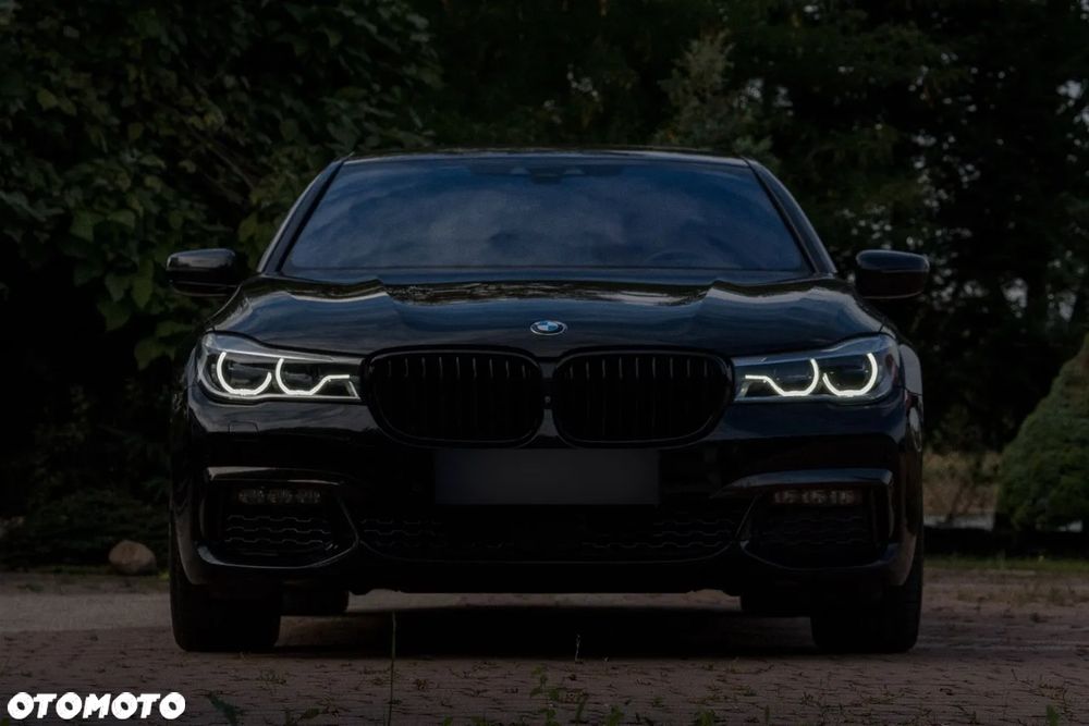 BMW Seria 7 740d xDrive - 9