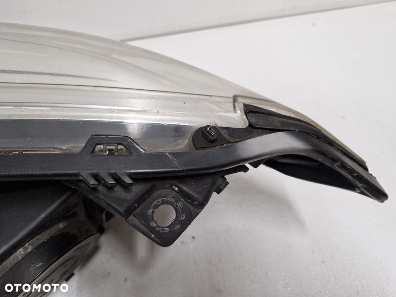 renault laguna iii 3 lift lampa reflektor prawy przód przednia uk - 6