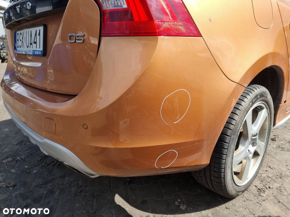 ZDERZAK TYŁ VOLVO V60 704 VIBRANT COPPER - 3