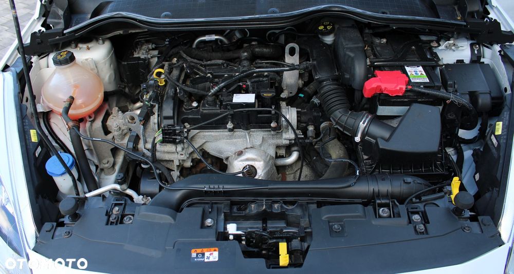 Ford Fiesta 1.1 SYNC Edition - 28