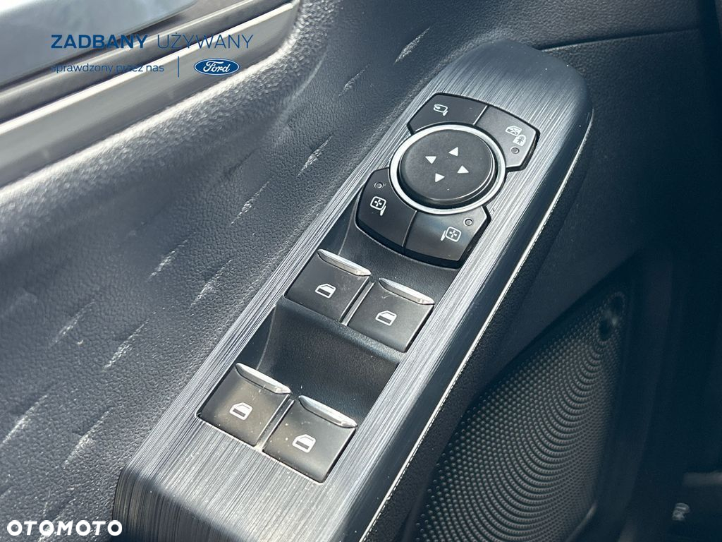 Ford Kuga - 16