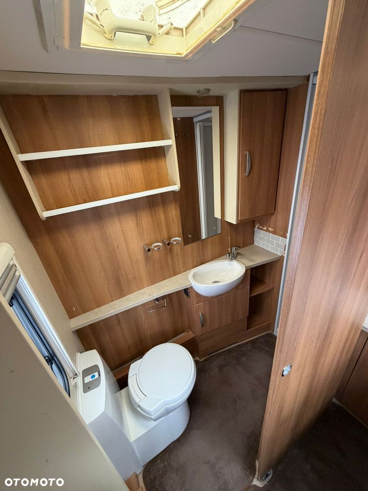 SWIFT Fairway 580 - 11