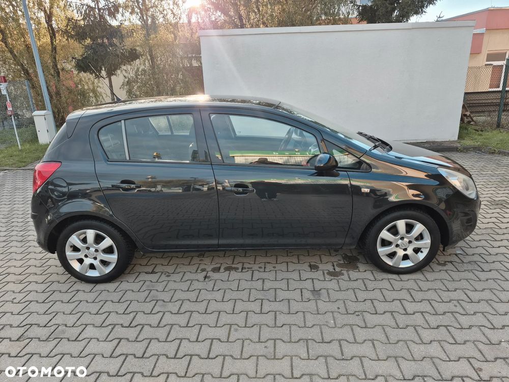 Opel Corsa 1.4 16V Color Edition - 6