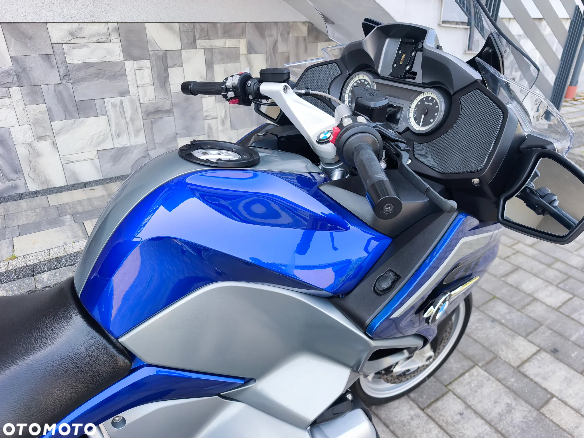 BMW RT - 25