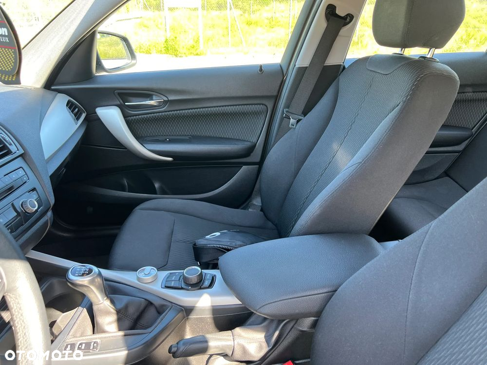 BMW Seria 1 116i - 14