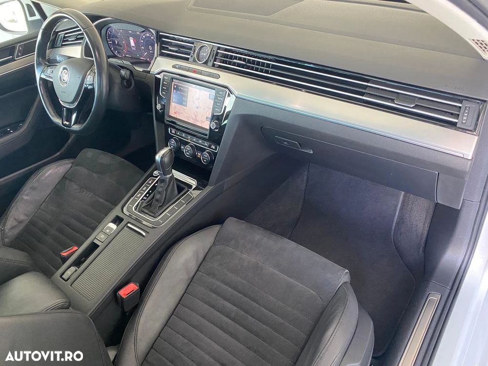 Volkswagen Passat - 16