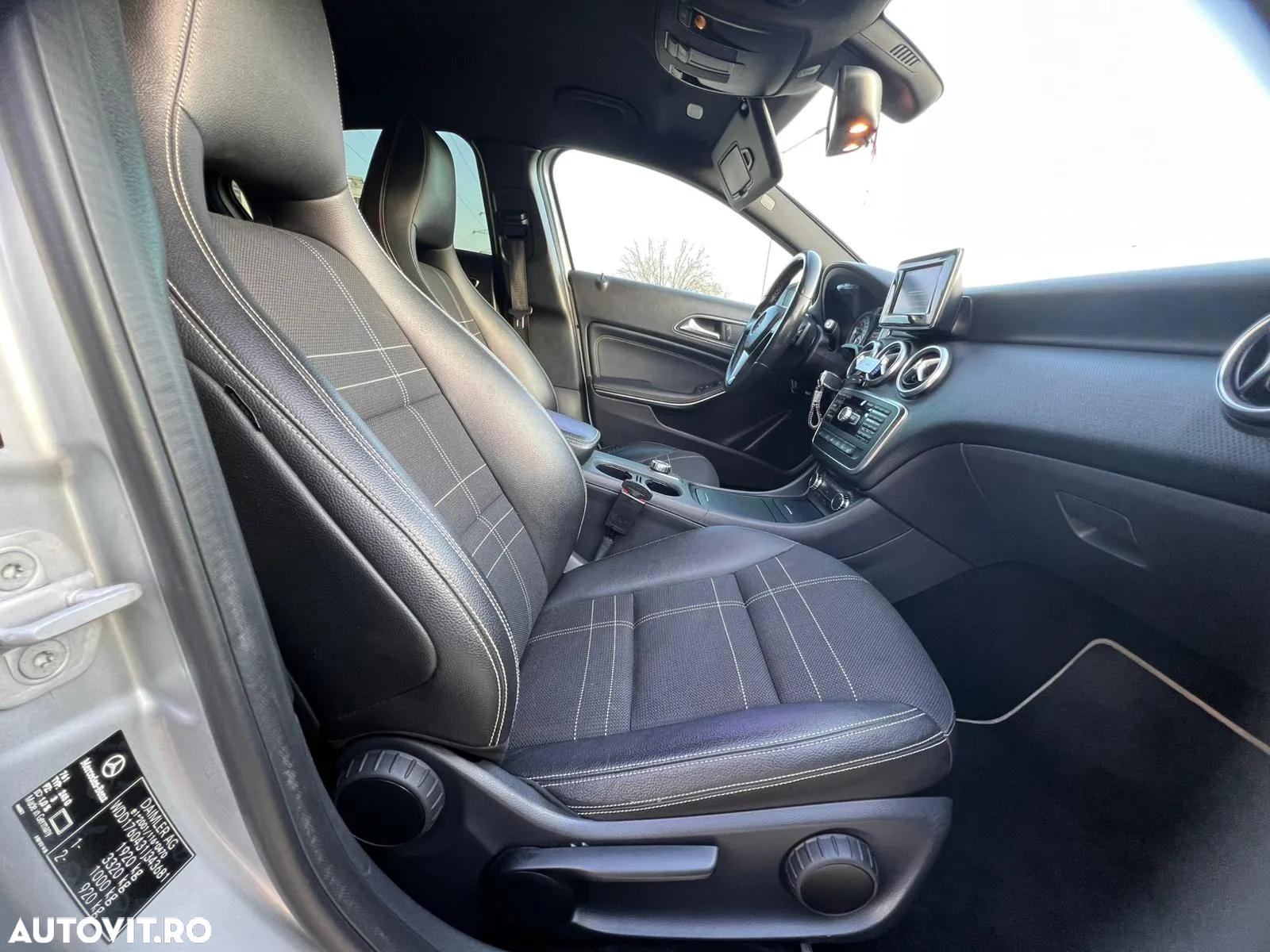 Mercedes-Benz A 200 (BlueEFFICIENCY) 7G-DCT Urban - 13