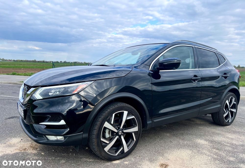 Nissan Rogue - 2