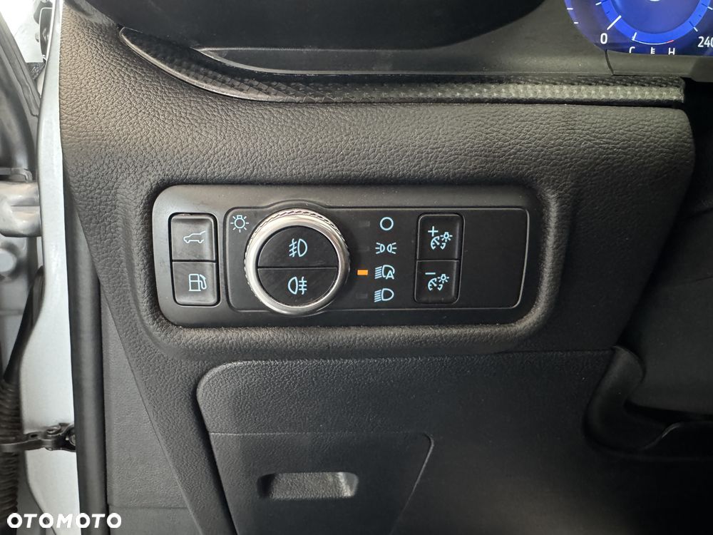 Ford Explorer - 23