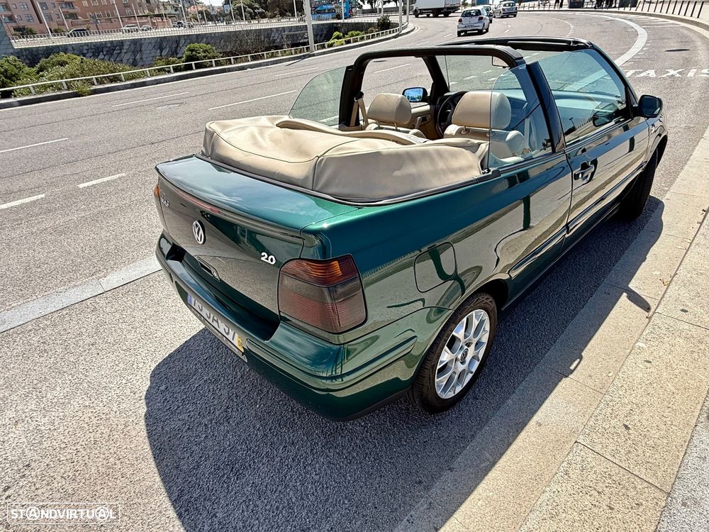 VW Golf Cabriolet 2.0 Avantgard - 3