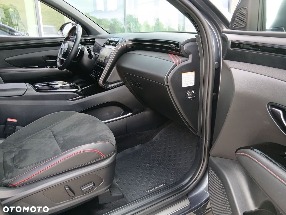 Hyundai Tucson 1.6 T-GDi HEV Platinum 4WD - 26