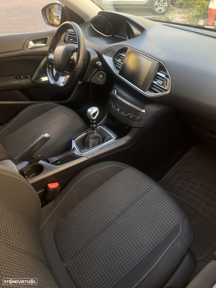 Peugeot 308 SW 1.5 BlueHDi Allure - 10