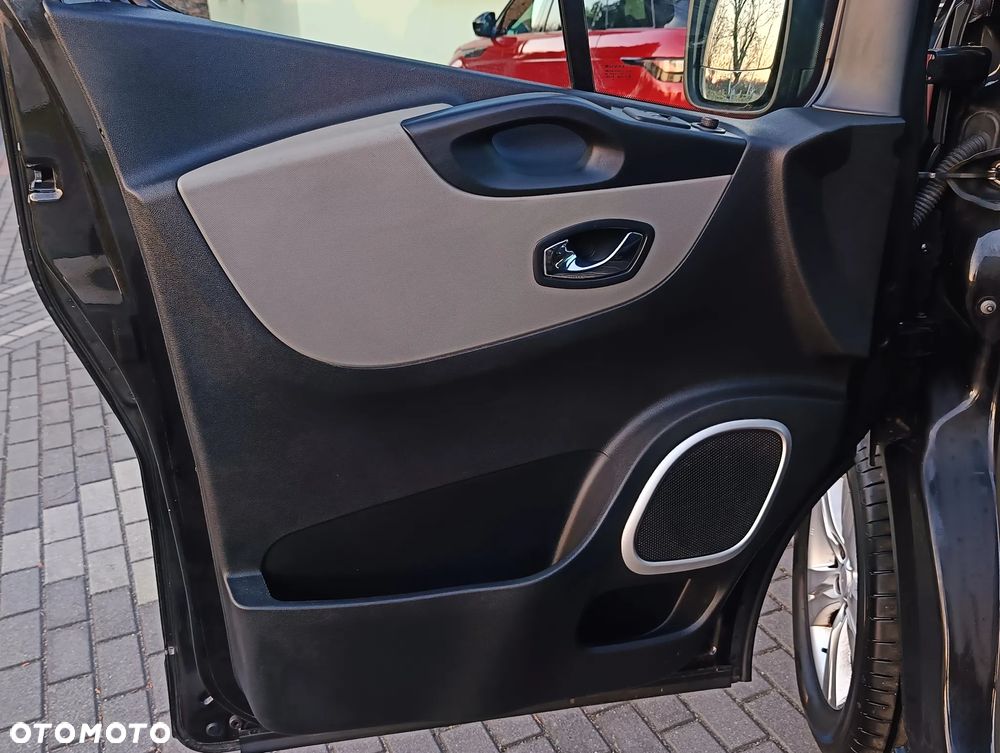 Renault Trafic Grand Combi Expression - 19