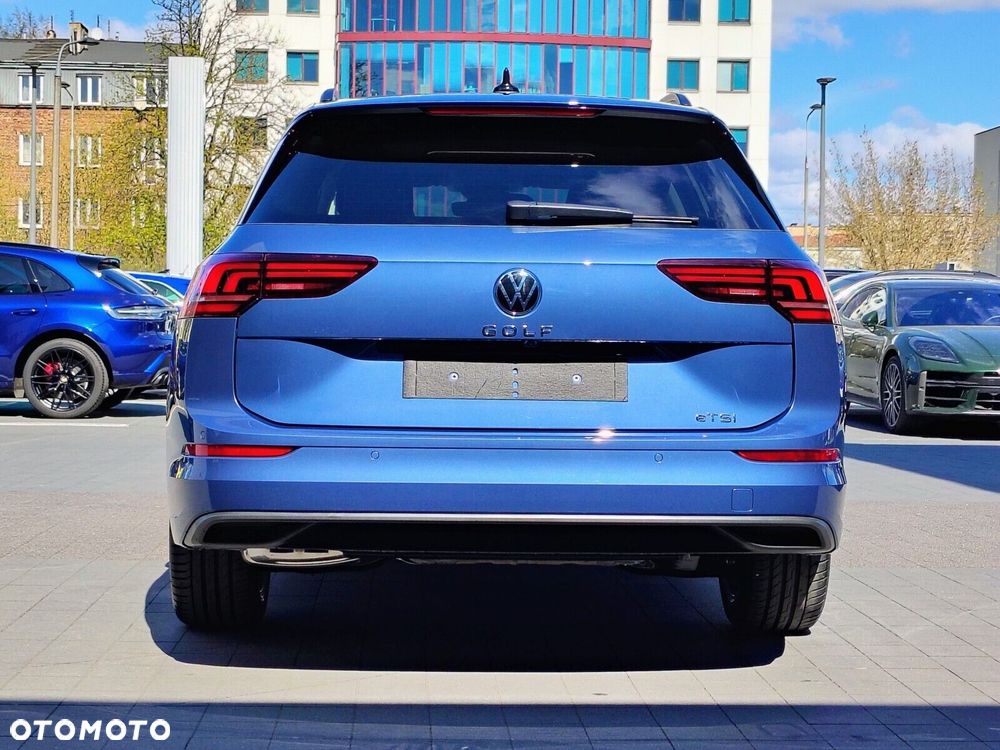 Volkswagen Golf - 20