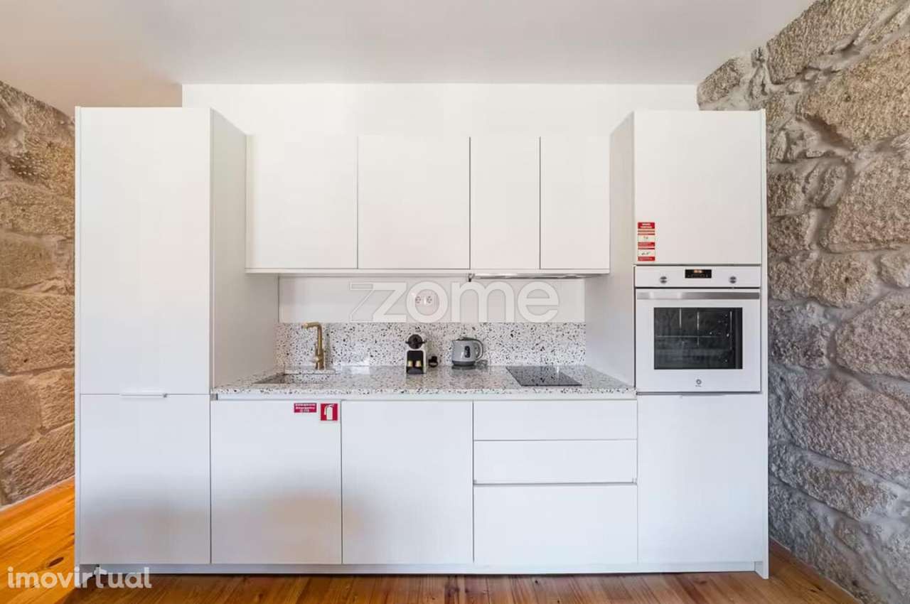 Apartamento T0 situado no Cais de Gaia com Licença AL - Grande imagem: 5/15