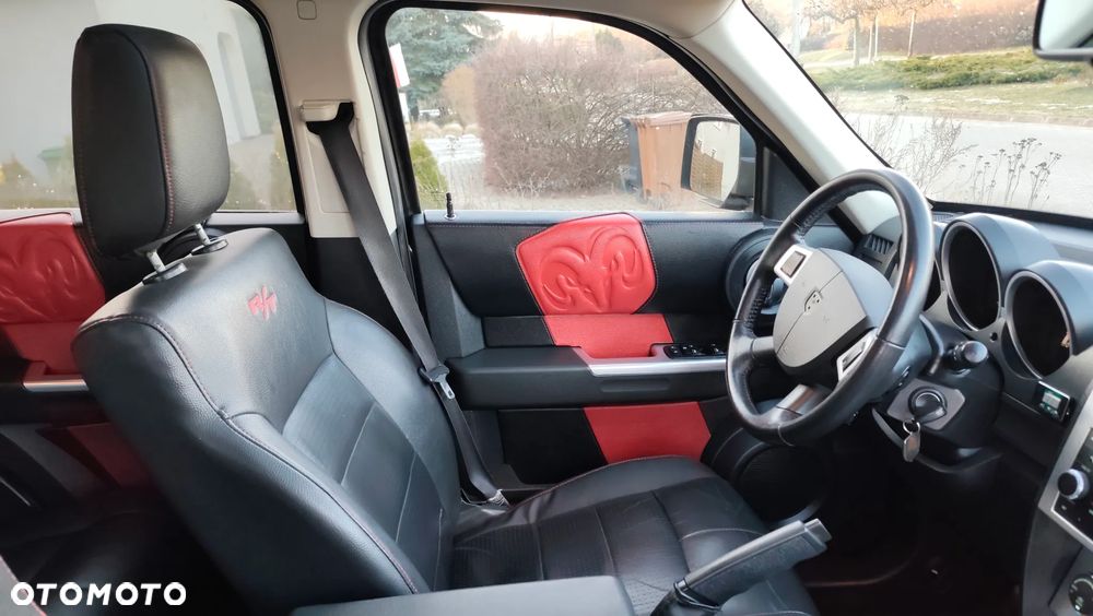 Dodge Nitro 2.8 CRD DPF Automatik R/T - 34