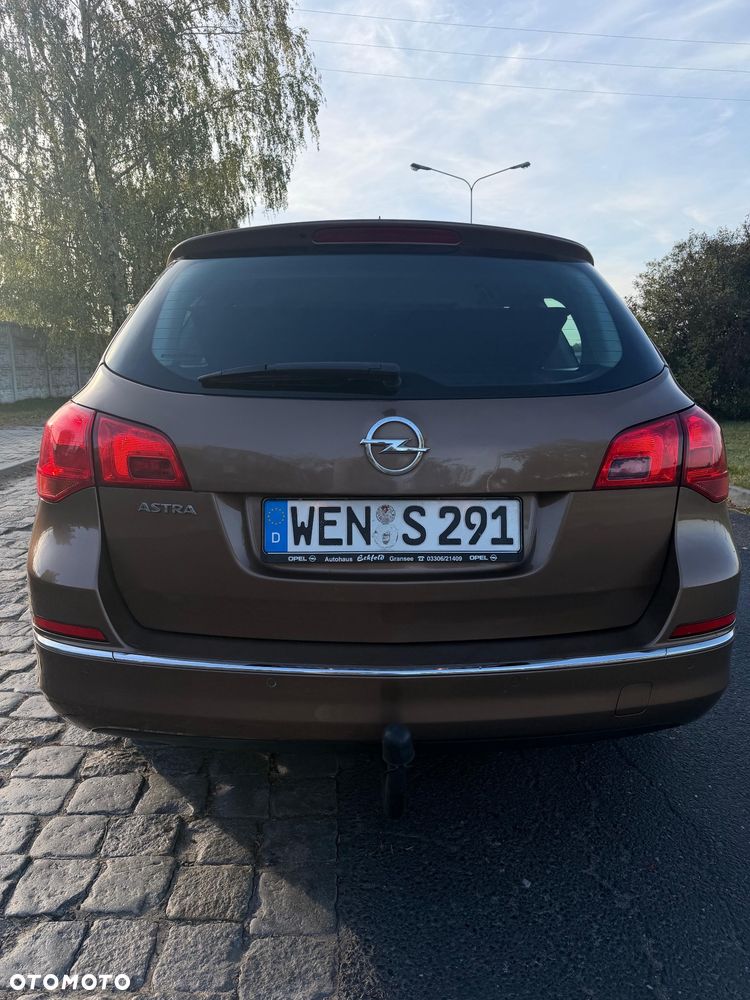 Opel Astra 1.6 - 18