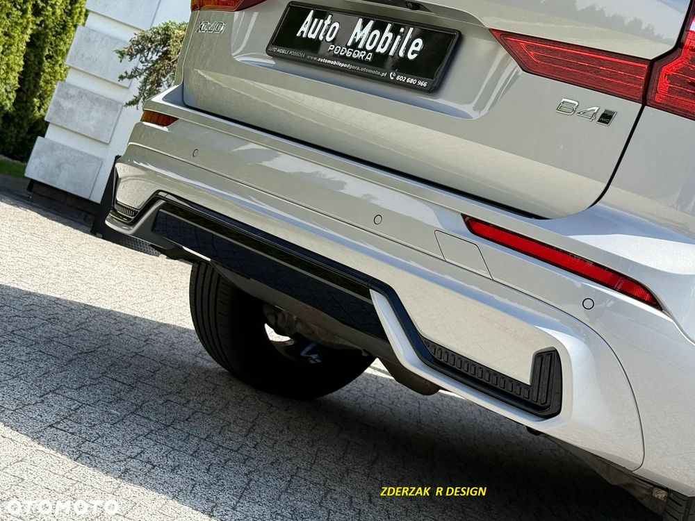 Volvo XC 60 B4 D AWD Plus Dark - 34