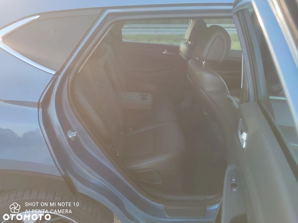 Hyundai Tucson blue 1.7 CRDi 2WD Intro Edition - 25