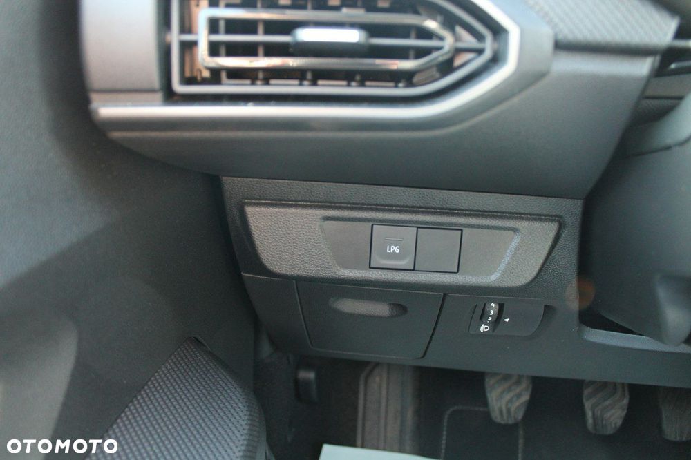 Dacia Sandero - 17