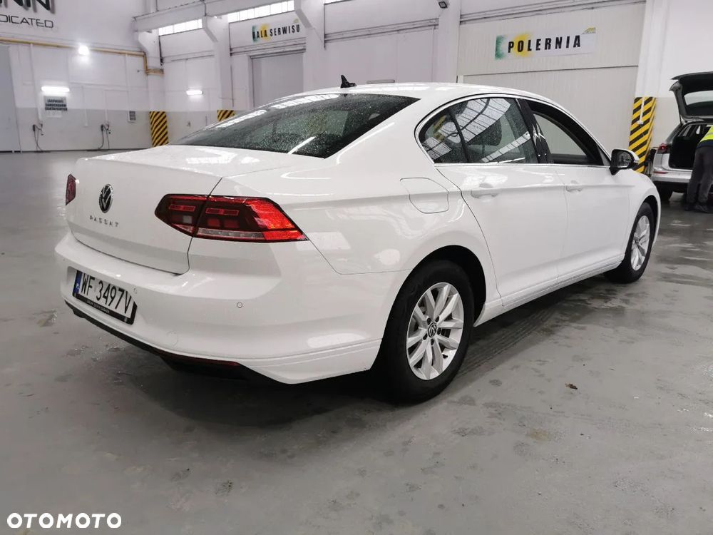 Volkswagen Passat 1.5 TSI EVO Business - 4