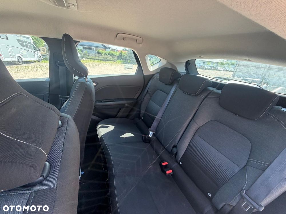 Renault Captur TCe 90 EXPERIENCE - 11