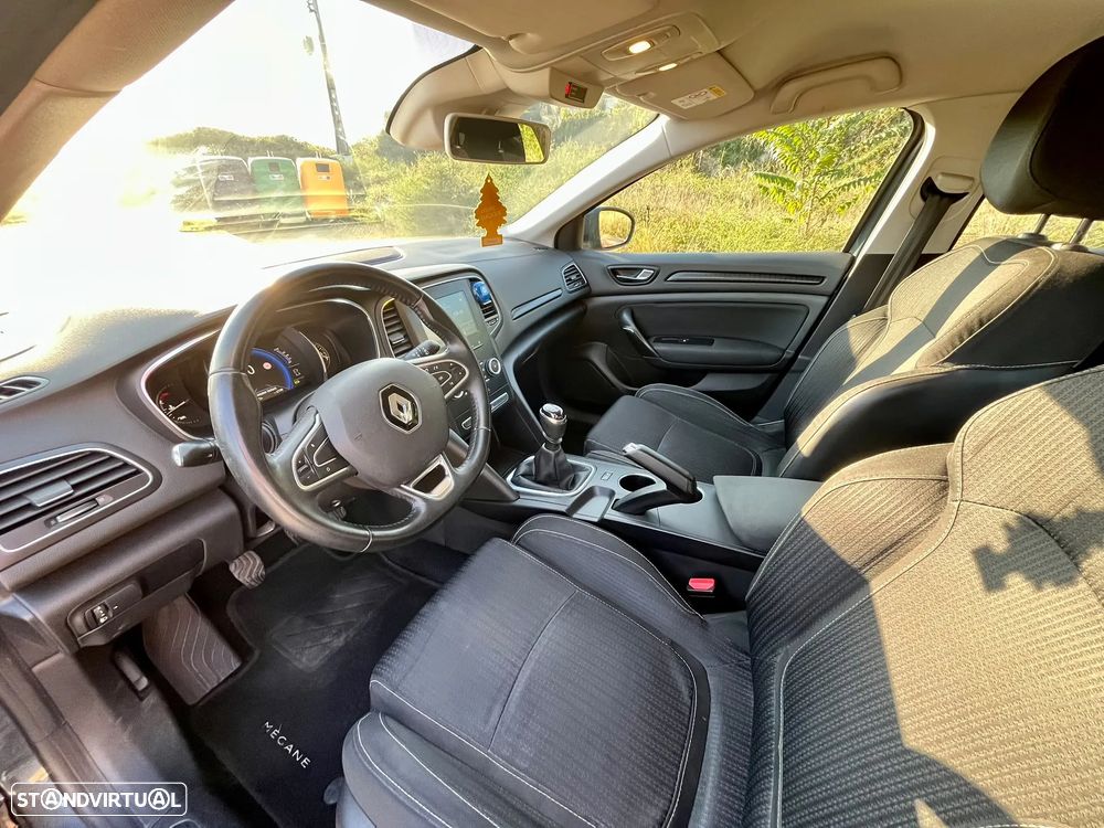 Renault Mégane ENERGY dCi 110 INTENS - 9