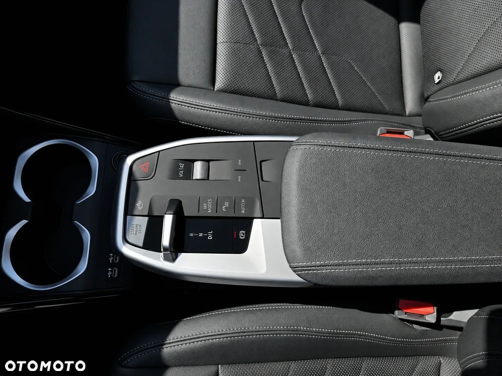 BMW X1 sDrive18i xLine sport - 24