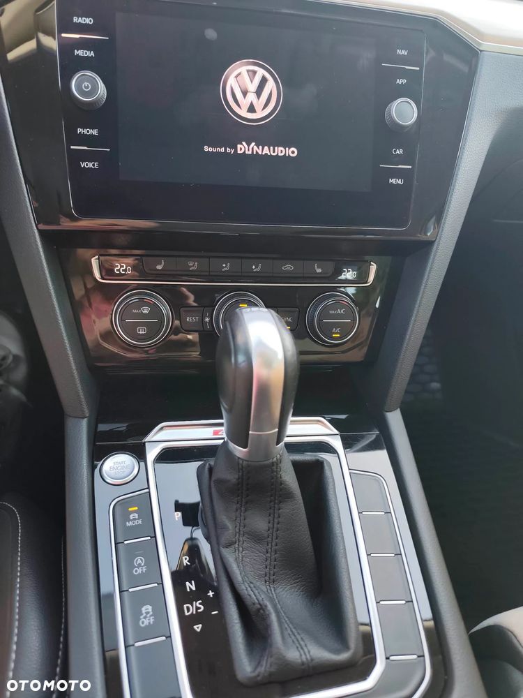 Volkswagen Passat 2.0 TDI Bi-Turbo BMT 4Mot Highline DSG - 38
